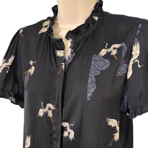 T Tahari Crane Print Black Ruffle Short Sleeve Blouse Small - Picture 4 of 8